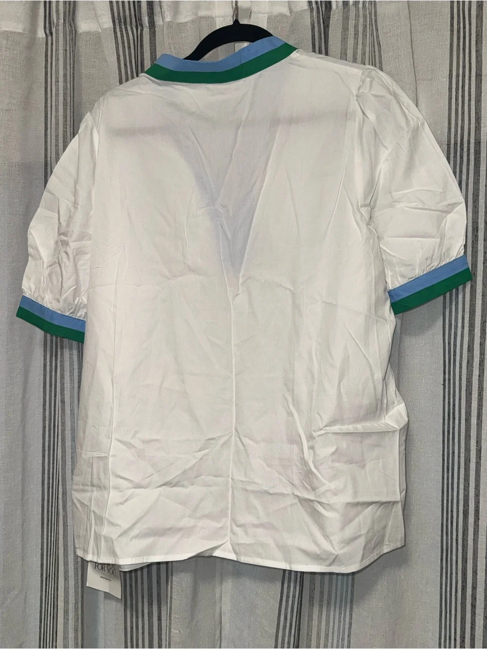 NWT White Puff Sleeve V-Neck Top with Green & Light Blue Trim XXL - Picture 3 of 4